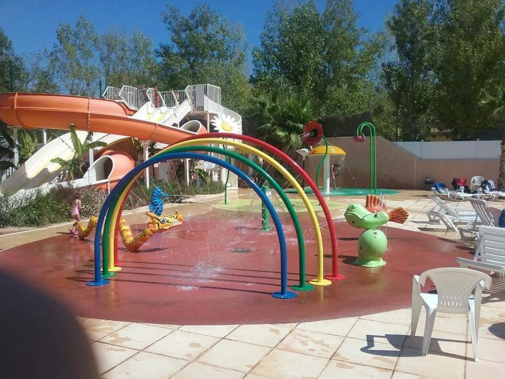 Camping Les Sables Du Midi Hotel Valras-Plage Buitenkant foto